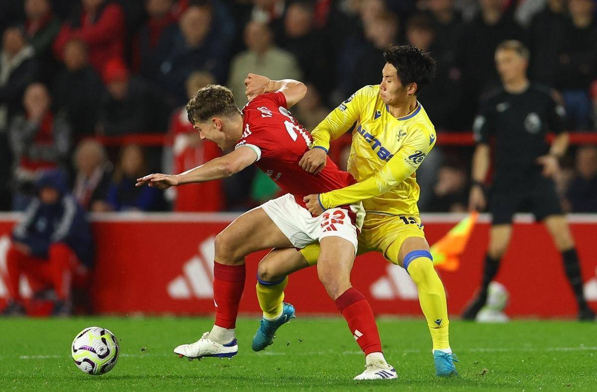 切尔西客场战平狼队，保持不败战绩