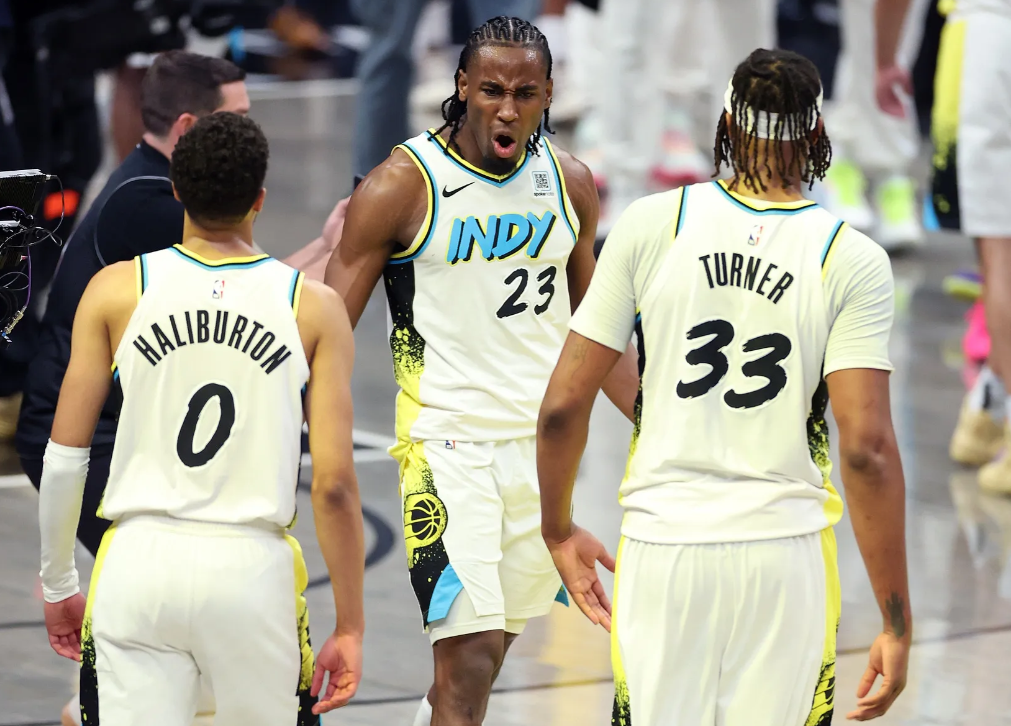 步行者大胜东部对手，球队赛季重燃希望的简单介绍