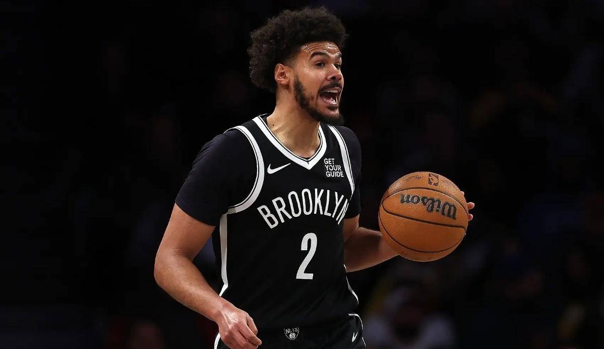 包含独行侠客场大胜活塞，取得连胜！的词条