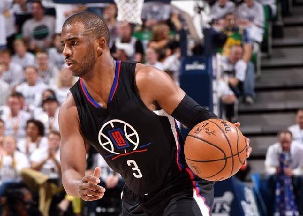 包含塞维利亚惊险逆转，零封对手拿下三分的词条